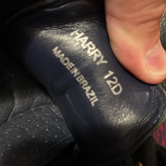 Joseph Abboud - Picture 4 of 11